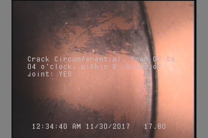Crack Circumferential, from 02 to 04 o'clock, within 8 inches of joint: YES