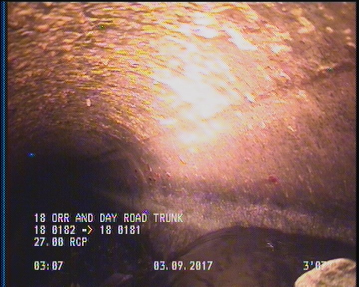 Deposits Attached Grease, 5 %of cross sectional area, from 04 to 08 o'clock, , within 8 inches of joint: YES, Start