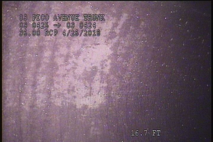 Surface Spalling, from 08 to 04 o'clock, within 8 inches of joint: YES, Start - POSSIBLE GREASE/DEBRIS LAYER ON THE LINER
