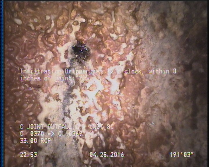 Infiltration Dripper, at 12 o'clock, within 8 inches of joint: YES