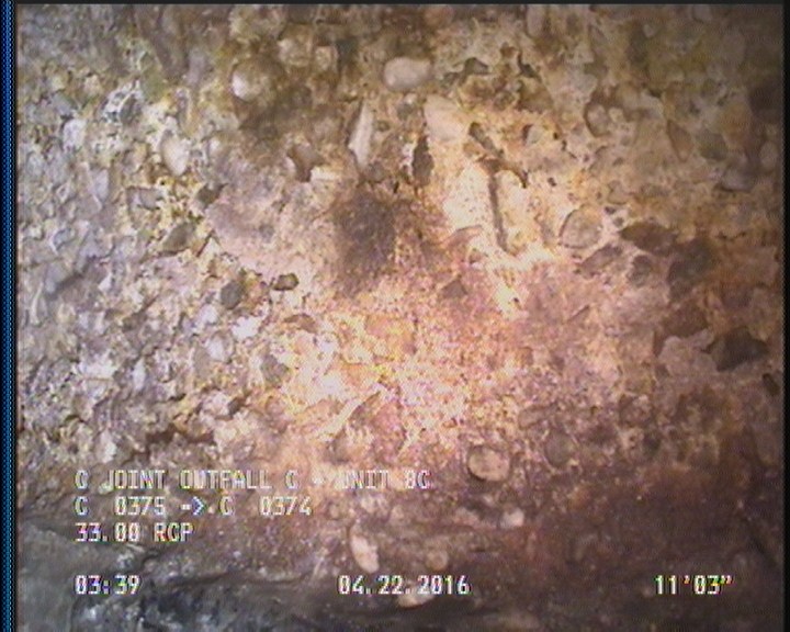 Surface Aggregate Projecting, from 08 to 04 o'clock, within 8 inches of joint: YES, Start