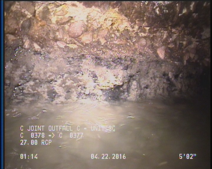 Deposits Attached Grease, 5 %of cross sectional area, from 04 to 08 o'clock, , within 8 inches of joint: YES, Start