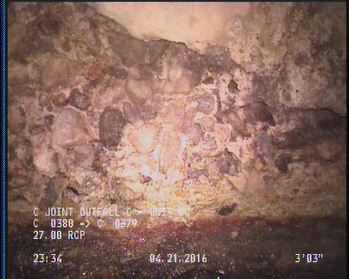 Surface Aggregate Projecting, from 08 to 04 o'clock, within 8 inches of joint: YES, Start