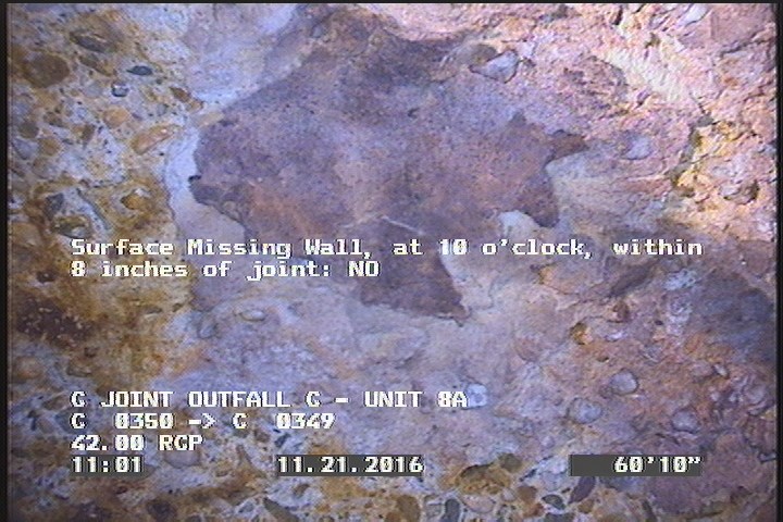 Surface Missing Wall, at 10 o'clock, within 8 inches of joint: NO