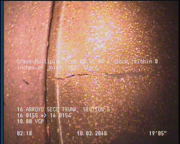 Crack Multiple, from 08 to 04 o'clock, within 8 inches of joint: YES, Start