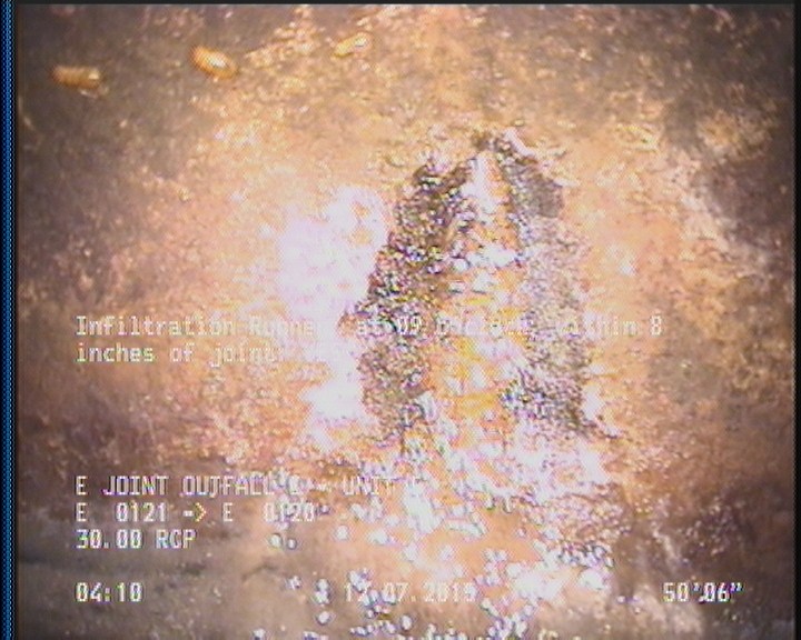 Infiltration Runner, at 09 o'clock, within 8 inches of joint: YES