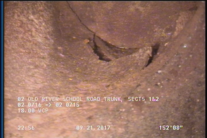 Tap Factory Made Defective, at 02 o'clock, -, within 8 inches of joint: YES, 4", 1" - CAPPED BROKEN