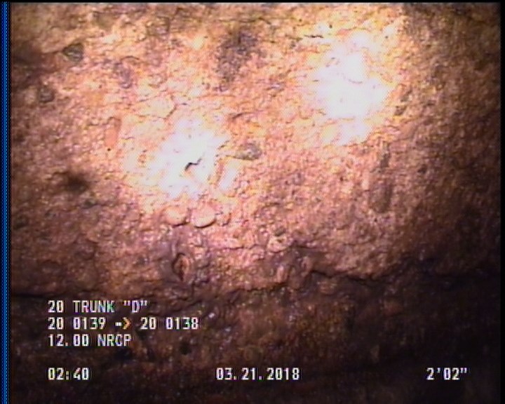 Surface Aggregate Projecting, from 08 to 04 o'clock, within 8 inches of joint: YES, Start
