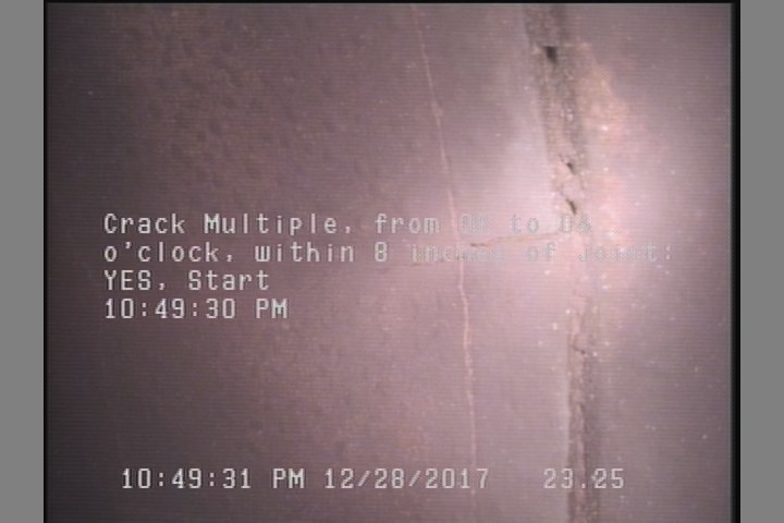 Crack Multiple, from 08 to 04 o'clock, within 8 inches of joint: YES, Start