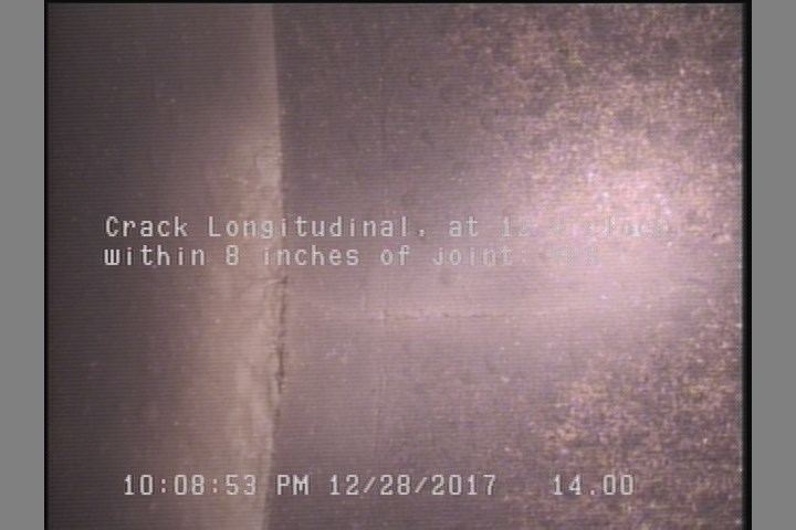 Crack Longitudinal, at 12 o'clock, within 8 inches of joint: YES