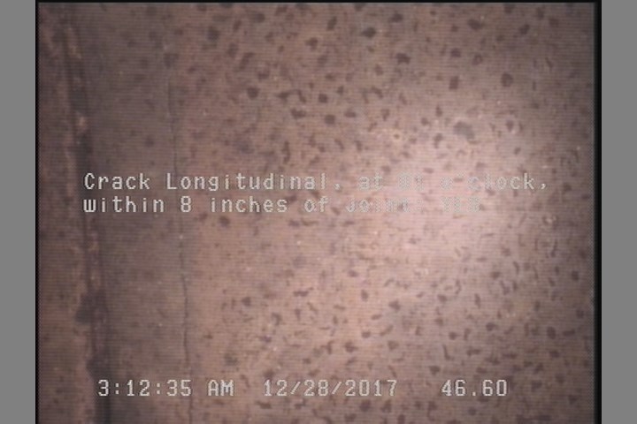 Crack Longitudinal, at 01 o'clock, within 8 inches of joint: YES