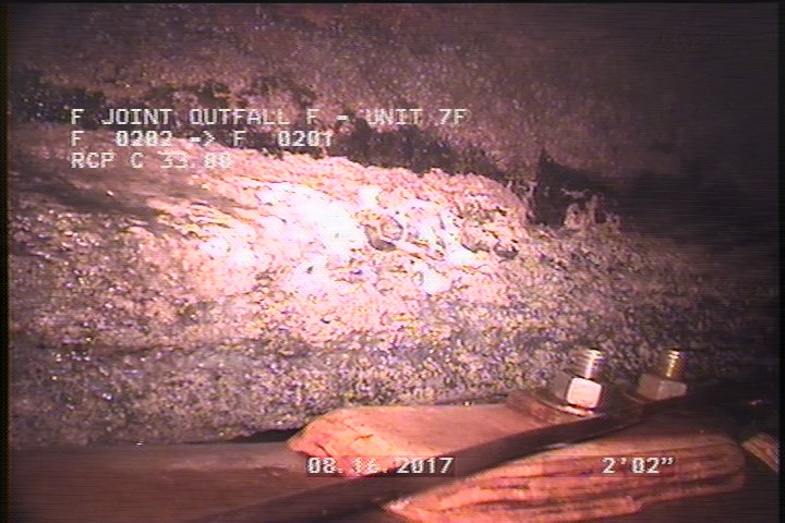 Deposits Attached Grease, 10 %of cross sectional area, from 07 to 09 o'clock, , within 8 inches of joint: NO