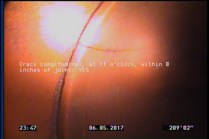 Crack Longitudinal, at 11 o'clock, within 8 inches of joint: YES