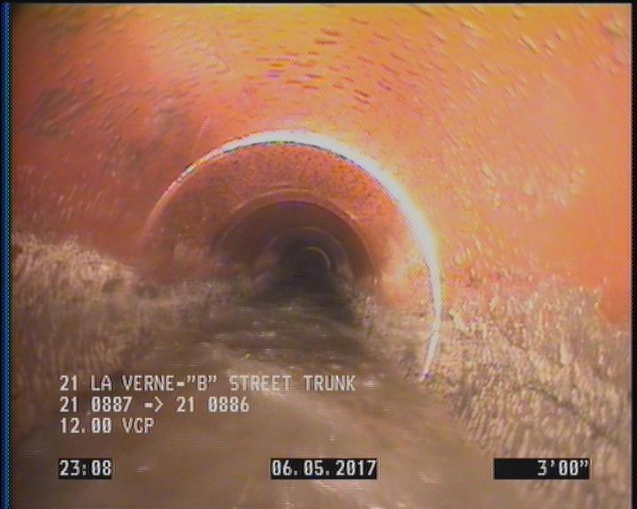 Deposits Attached Grease, 5 %of cross sectional area, from 03 to 09 o'clock, , within 8 inches of joint: YES, Start