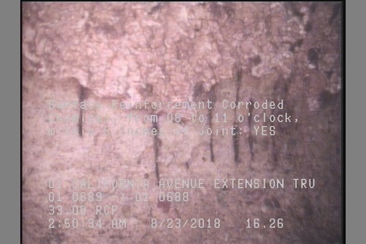 Surface Reinforcement Corroded, from 08 to 11 o'clock, within 8 inches of joint: NO