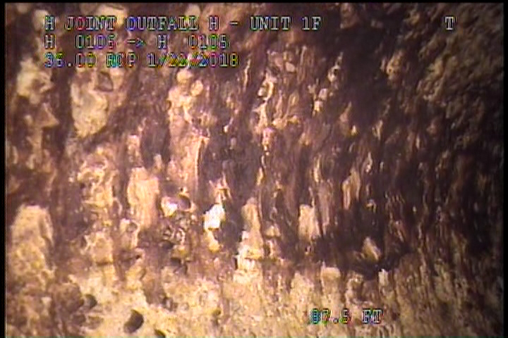 Surface Reinforcement Visible, from 09 to 03 o'clock, within 8 inches of joint: NO - CIRCUM REBAR