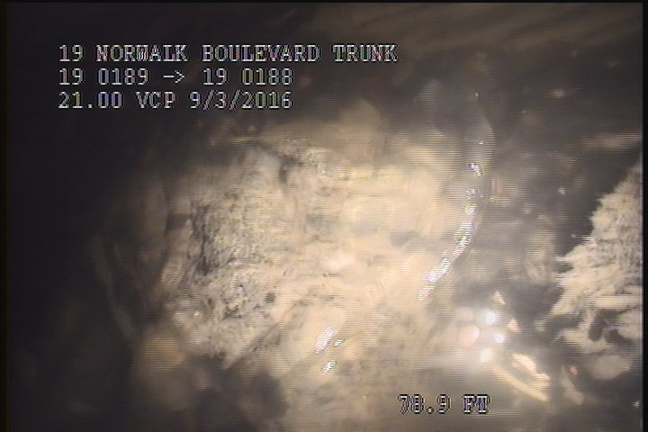 Deposits Attached Other, 5 %of cross sectional area, from 05 to 07 o'clock, , within 8 inches of joint: YES, Start - DEBRIS