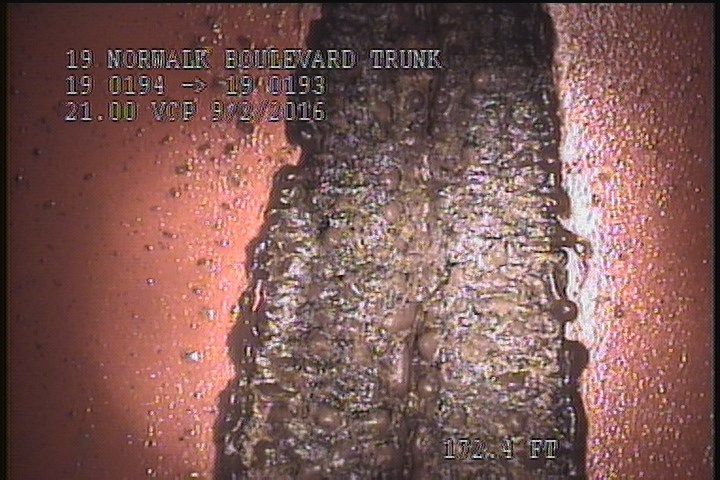 Deposits Attached Encrustation, 5 %of cross sectional area, from 12 to 04 o'clock, , within 8 inches of joint: YES