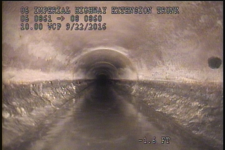 Deposits Attached Grease, 5 %of cross sectional area, from 03 to 09 o'clock, , within 8 inches of joint: YES, Start