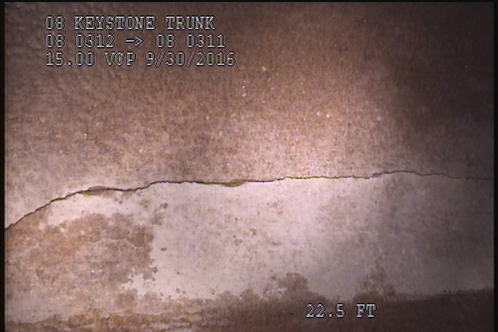 Fracture Spiral, from 08 to 10 o'clock, within 8 inches of joint: YES, Start - S