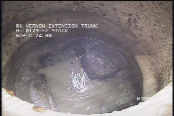 General Observation - NOTCHES AT 3:00 & DOWNSTREAM