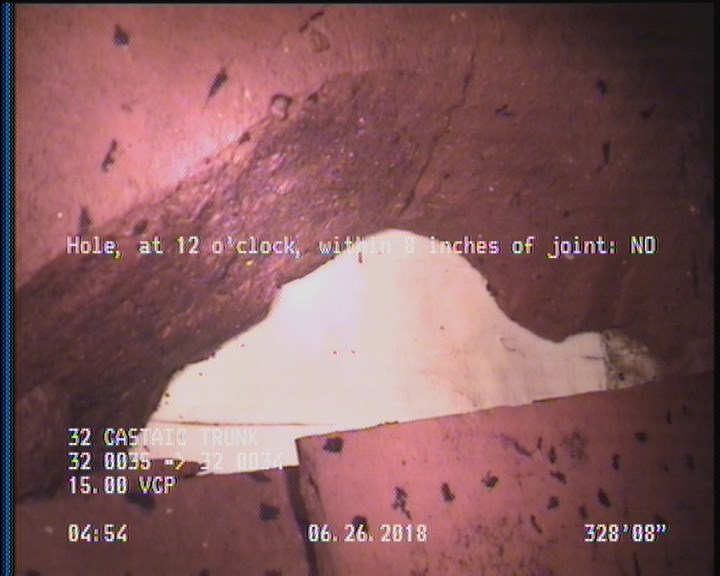 Hole, at 12 o'clock, within 8 inches of joint: NO