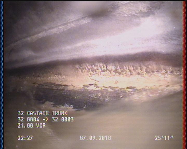 Deposits Attached Grease, 5 %of cross sectional area, from 03 to 09 o'clock, , within 8 inches of joint: YES, Start