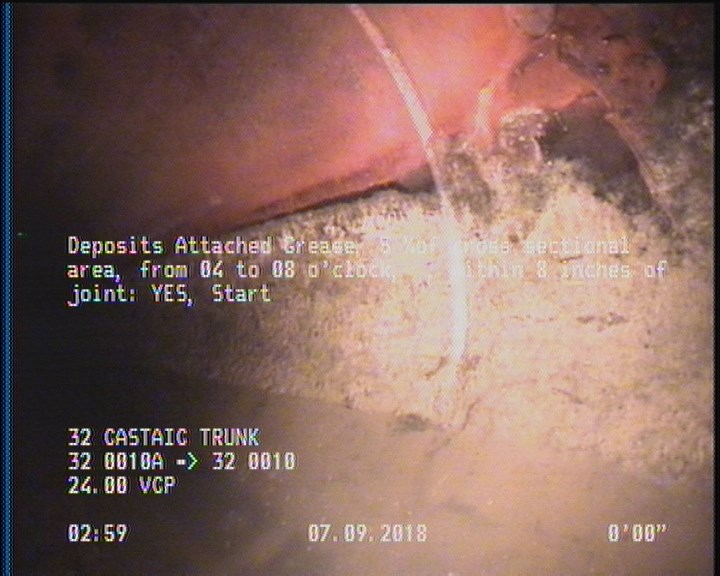 Deposits Attached Grease, 5 %of cross sectional area, from 04 to 08 o'clock, , within 8 inches of joint: YES, Start