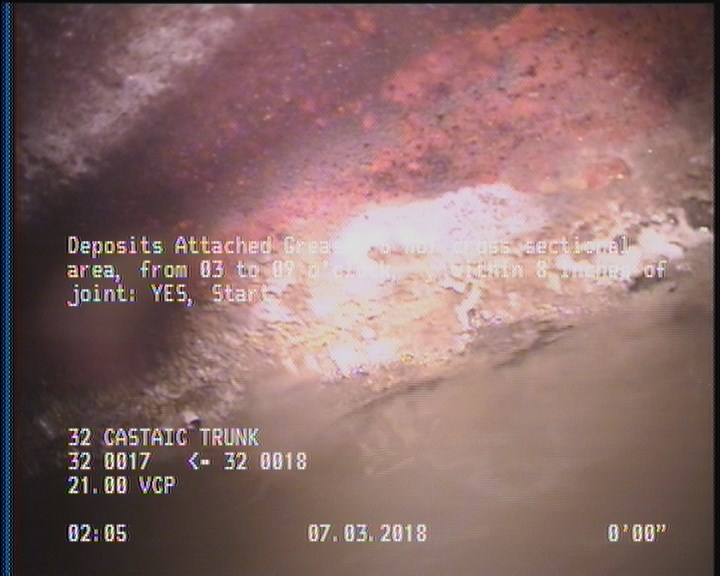 Deposits Attached Grease, 5 %of cross sectional area, from 03 to 09 o'clock, , within 8 inches of joint: YES, Start