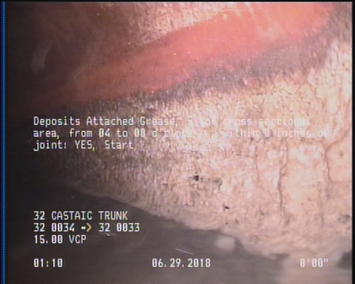 Deposits Attached Grease, 5 %of cross sectional area, from 04 to 08 o'clock, , within 8 inches of joint: YES, Start