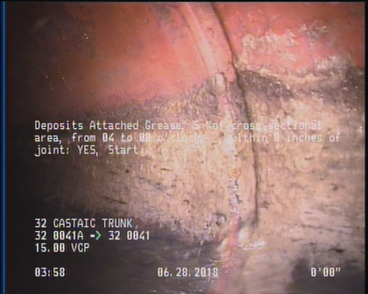 Deposits Attached Grease, 5 %of cross sectional area, from 04 to 08 o'clock, , within 8 inches of joint: YES, Start