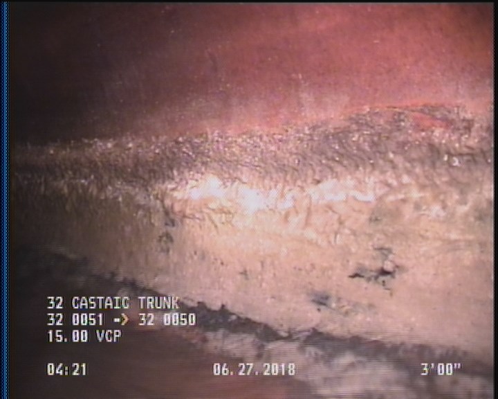 Deposits Attached Grease, 5 %of cross sectional area, from 04 to 08 o'clock, , within 8 inches of joint: YES, Start