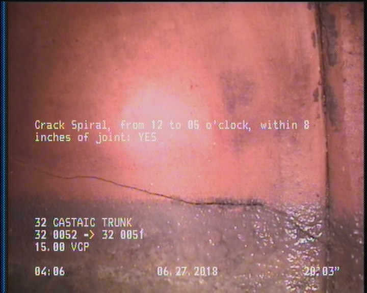 Crack Spiral, from 12 to 05 o'clock, within 8 inches of joint: YES