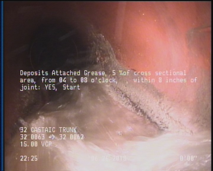 Deposits Attached Grease, 5 %of cross sectional area, from 04 to 08 o'clock, , within 8 inches of joint: YES, Start