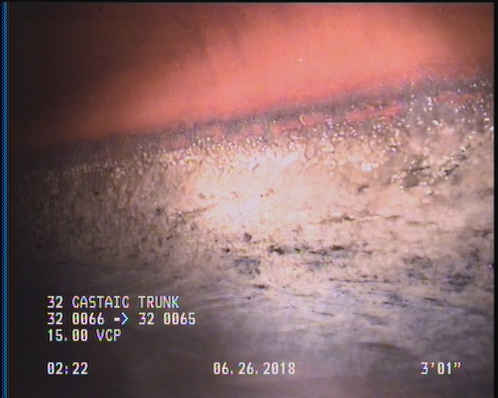 Deposits Attached Grease, 5 %of cross sectional area, from 04 to 08 o'clock, , within 8 inches of joint: YES, Start