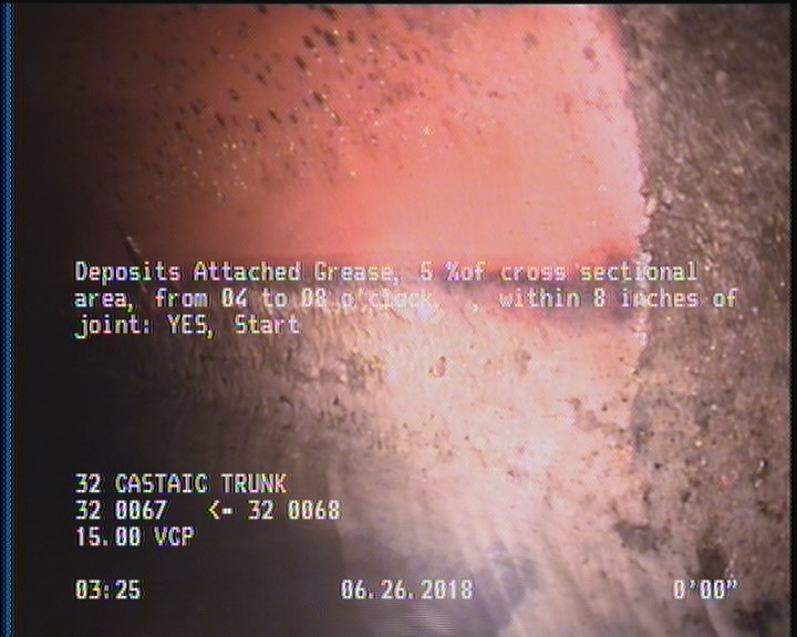 Deposits Attached Grease, 5 %of cross sectional area, from 04 to 08 o'clock, , within 8 inches of joint: YES, Start