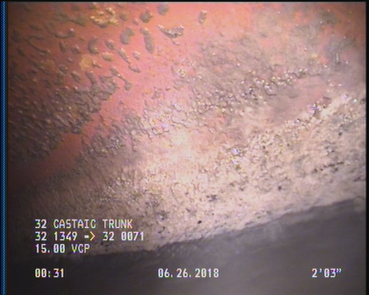 Deposits Attached Grease, 5 %of cross sectional area, from 04 to 08 o'clock, , within 8 inches of joint: YES, Start