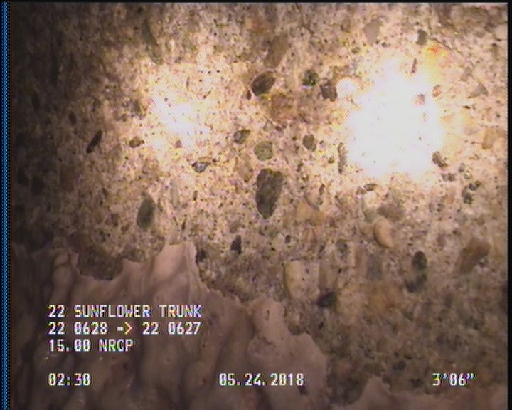 Surface Aggregate Projecting, from 08 to 04 o'clock, within 8 inches of joint: YES, Start
