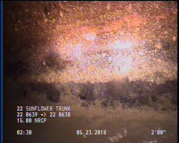 Deposits Attached Grease, 5 %of cross sectional area, from 04 to 08 o'clock, , within 8 inches of joint: YES, Start