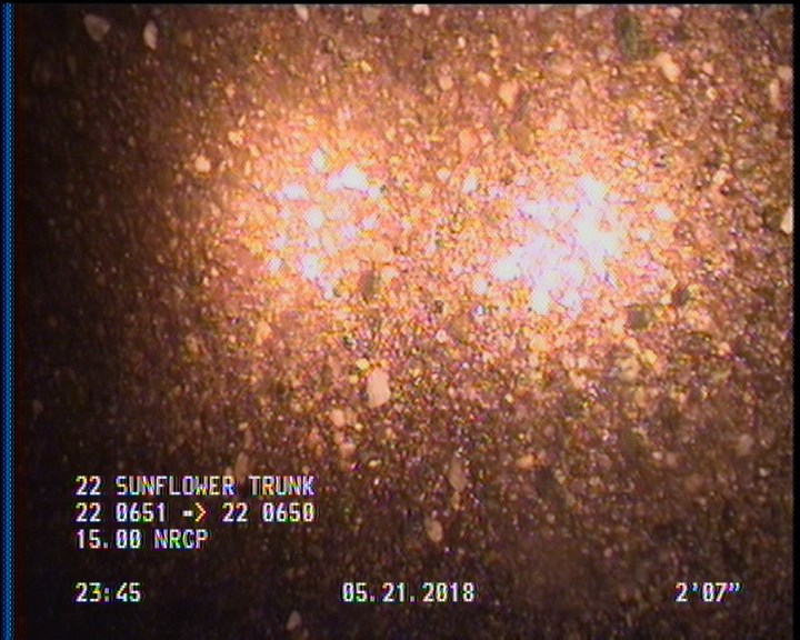 Surface Aggregate Projecting, from 08 to 04 o'clock, within 8 inches of joint: YES, Start