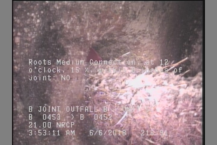 Roots Medium Connection, at 12 o'clock, 15 %, within 8 inches of joint: NO