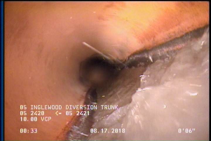 Deposits Attached Grease, 5 %of cross sectional area, from 04 to 08 o'clock, , within 8 inches of joint: YES, Start