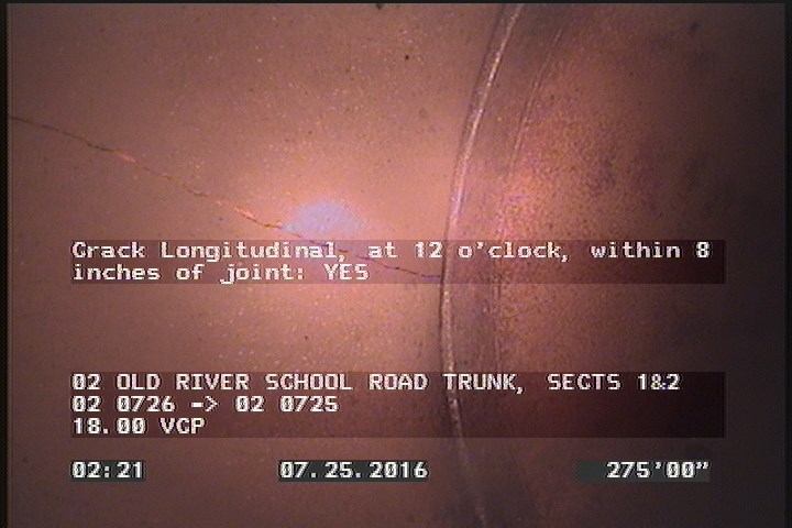 Crack Longitudinal, at 12 o'clock, within 8 inches of joint: YES