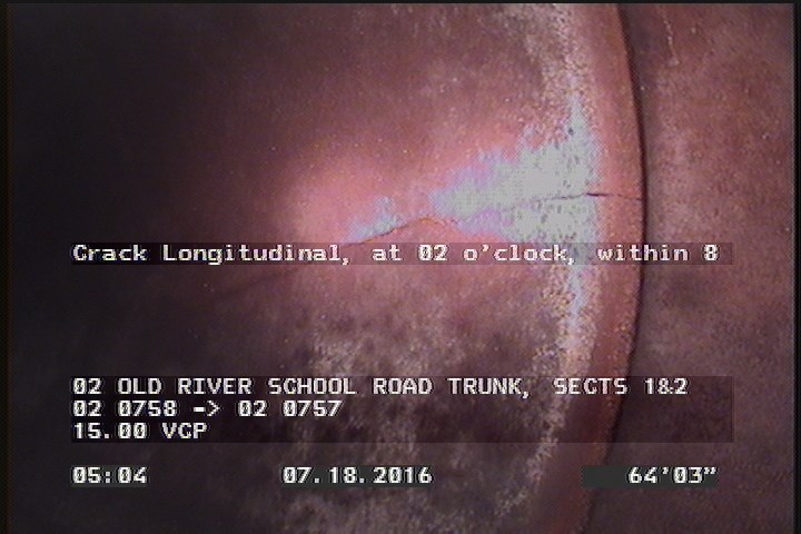 Crack Longitudinal, at 02 o'clock, within 8 inches of joint: YES