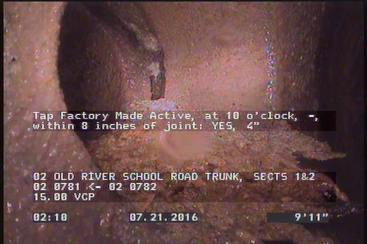 Tap Factory Made Active, at 10 o'clock, -, within 8 inches of joint: YES, 4"