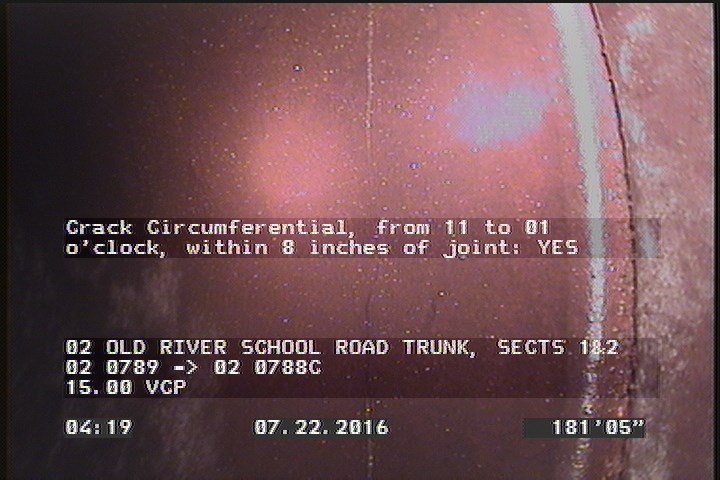 Crack Circumferential, from 11 to 01 o'clock, within 8 inches of joint: YES
