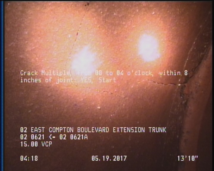 Crack Multiple, from 08 to 04 o'clock, within 8 inches of joint: YES, Start