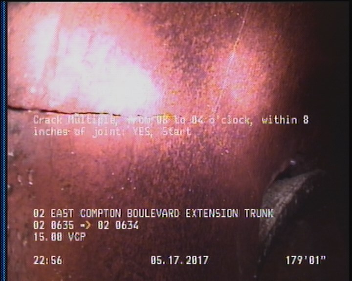 Crack Multiple, from 08 to 04 o'clock, within 8 inches of joint: YES, Start