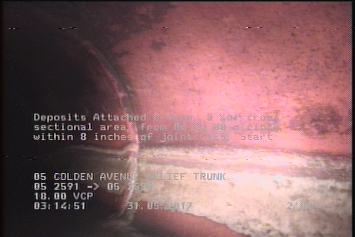 Deposits Attached Grease, 5 %of cross sectional area, from 04 to 08 o'clock, , within 8 inches of joint: YES, Start