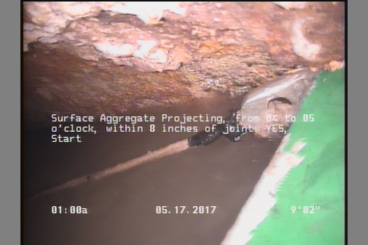 Surface Aggregate Projecting, from 04 to 05 o'clock, within 8 inches of joint: YES, Start